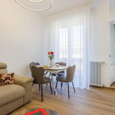 L'angolo Della Serenita - Elegant With Lift Lejlighed Modena